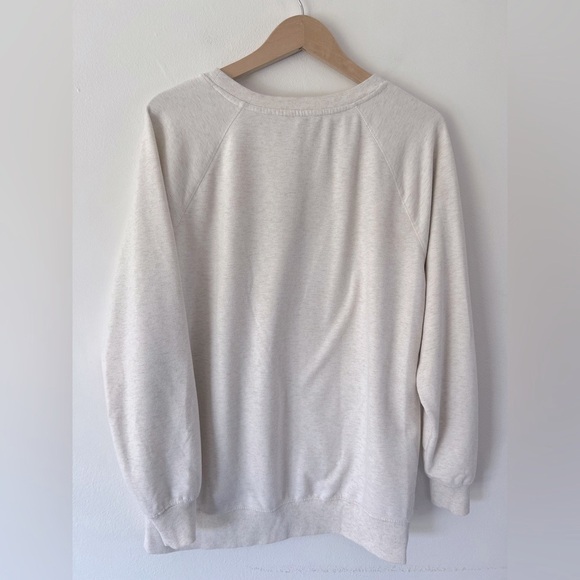 Wildfox Leopard Print Lips Graphic Cream Oversized Crewneck Pullover Sweatshirt - Picture 6 of 10